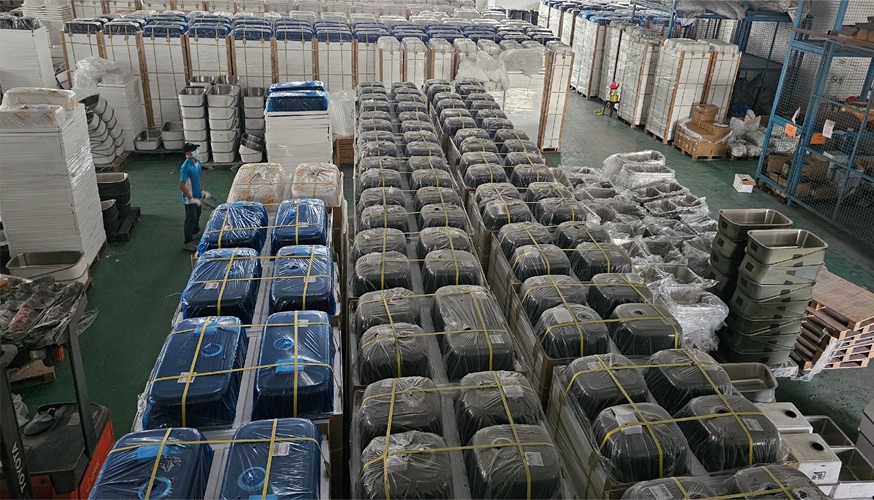 Palletizing area at Symbolsink Malaysia sink factory